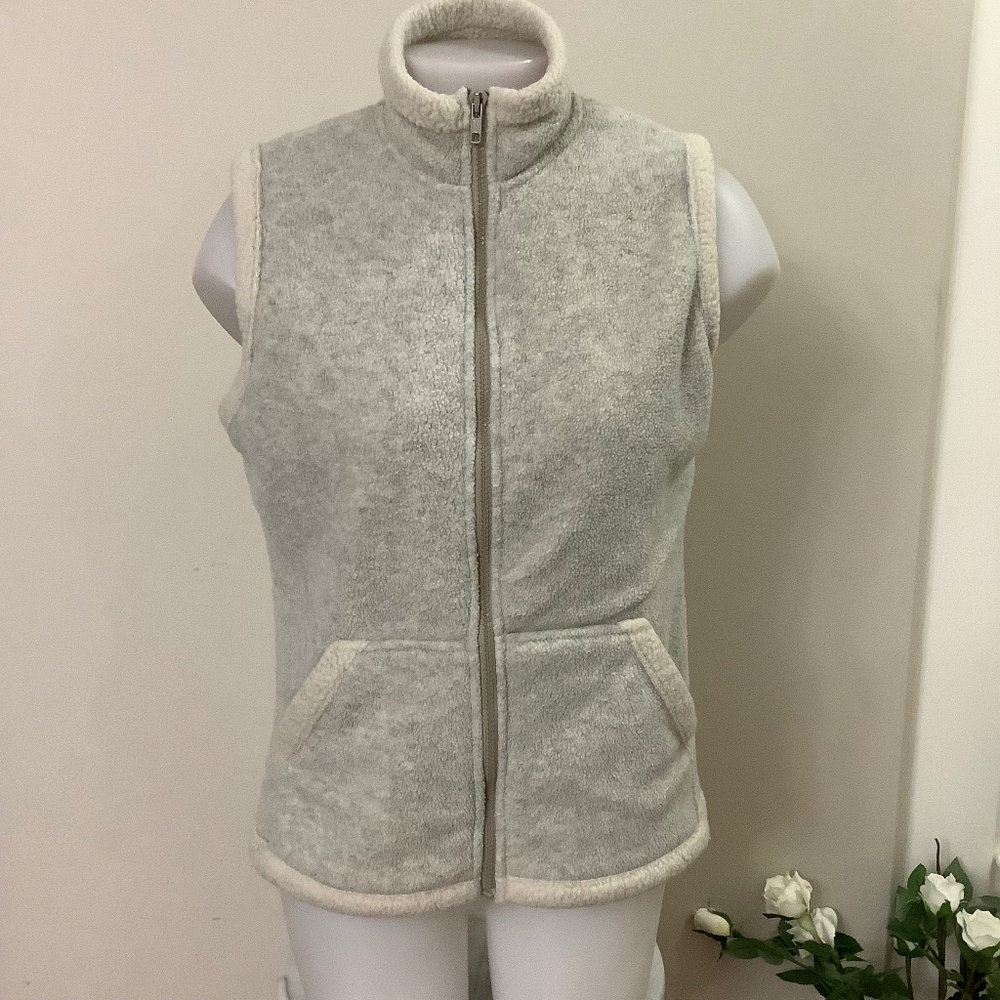 St Bernard Sherpa Fleece Vest fits Size S/M 34-35 bust